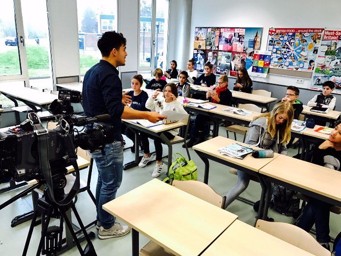 Meester Erik legt uit… #EMTV #LifestyleXperience #opnames #voordeklas