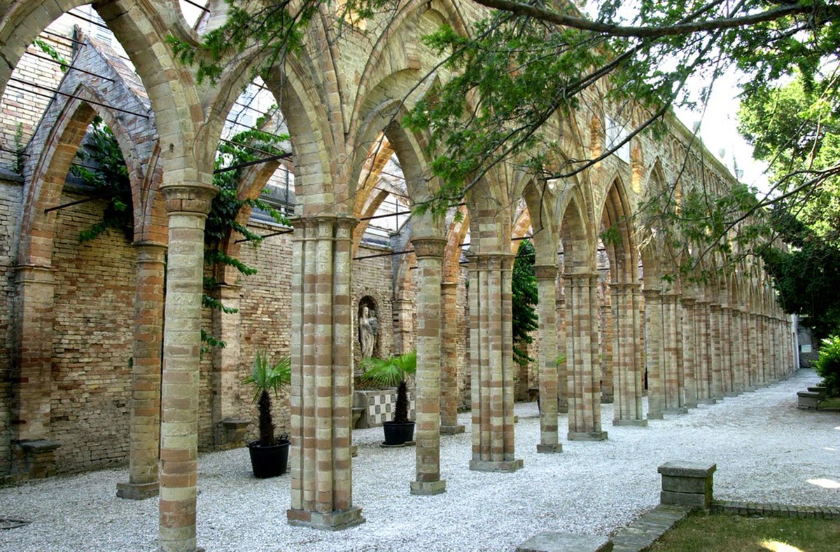 Sabato e domenica non perdete le #GioranteFAI per scoprire i tesori di #Fermo, #BelmontePiceno e #MonteleonediFermo
bit.ly/2nJPQI1