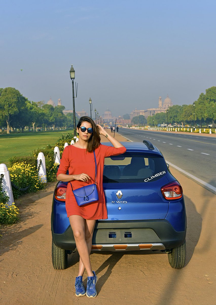 akanksharedhu's tweet photo. Cruising through Delhi looking fine in orange & blue, just like my hot @RenaultIndia #KwidCLIMBER
#LiveForMoreStyle
#RedhuxRenault https://t.co/aSOHR1x2n8
