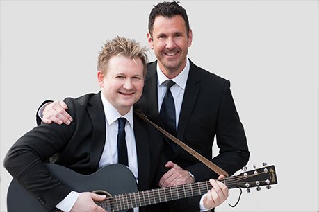 Johnny_Rodgers's tweet photo. LIVE in Central Park [REVISITED]: Simon &amp; Garfunkel happening next week! March 30 &amp; 31 @MarcusCenter with @leetunes https://t.co/U2b4lwkDAX https://t.co/I8s41vu7eq
