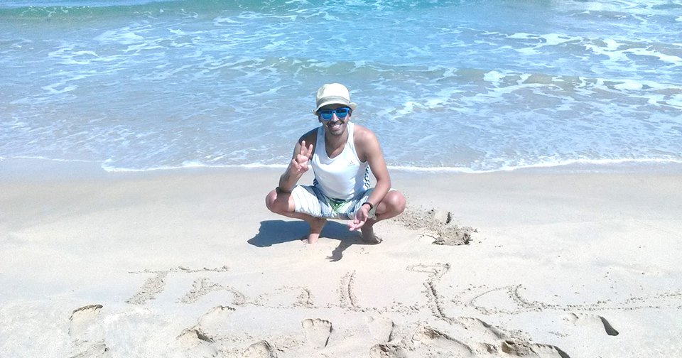 Davidthalisan's tweet photo. #PielMorena Playa sol y Palmera, por ti y para TI mi @thalia Estas en todos mis momentos! Eres mi #MundoDeCristal https://t.co/2oaBEaNPJ4