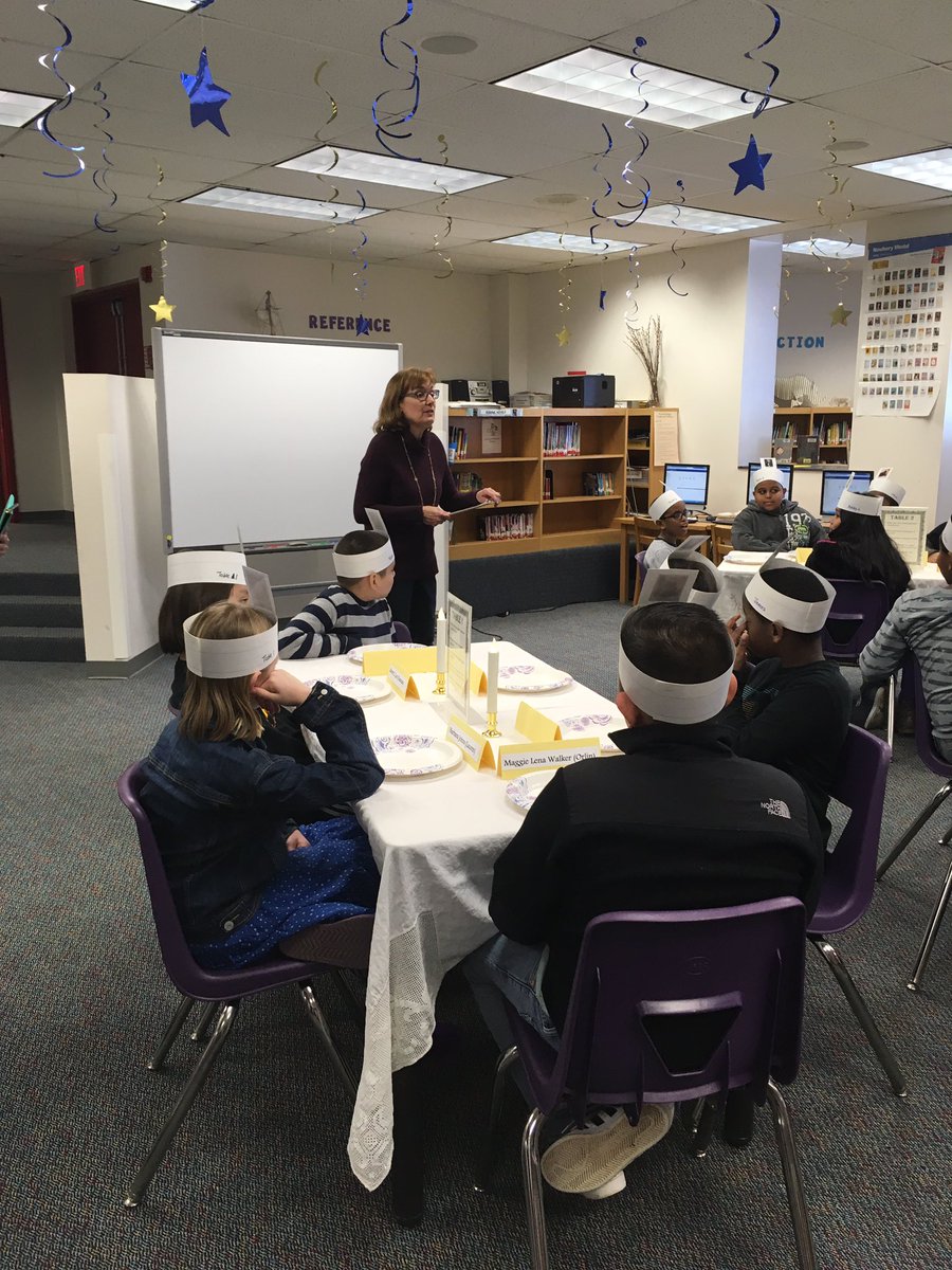 DischnerRachael's tweet photo. Randolph students kick off the 1st Annual 4th Grade Dinner Party Honoring Notable Leaders! https://t.co/p1B9LGixaT