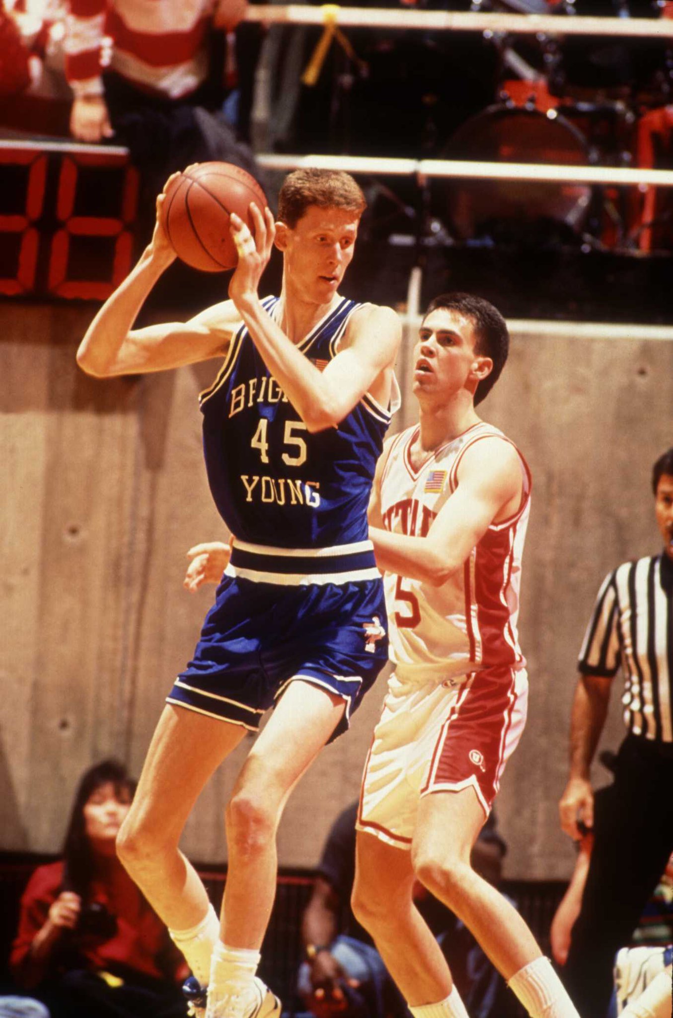 Happy 45th birthday to the legend, Shawn Bradley. 