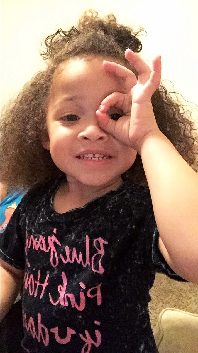 TheOfficialRO's tweet image. #SheNext 👌🏽🤷🏽‍♂️