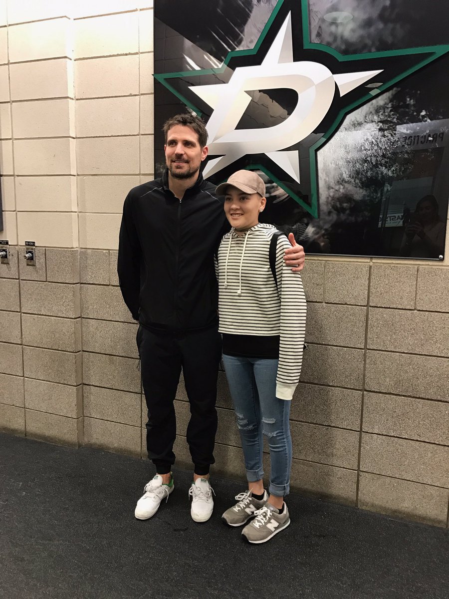 It was such an honor meeting Kristen the other day. Inspiring to see such a strong young person. #KG23STRONG <a href="/LeukemiaTexas/">Leukemia Texas</a>