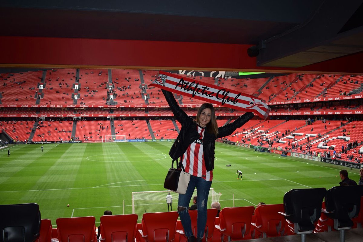 María González tweet media
