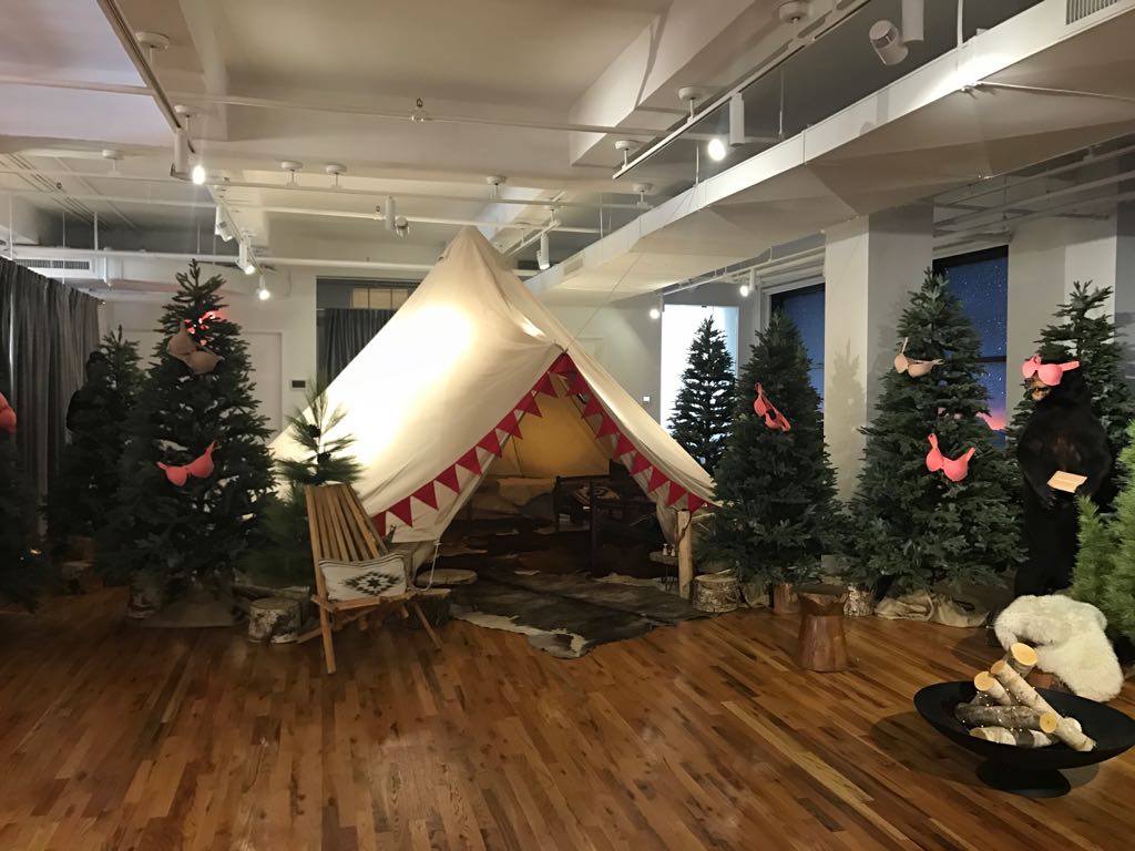 minosoar's tweet photo. Coolest experience today with @spanx! Super excited to wear my Bra-llelujah!!! #campSPANX https://t.co/br3rdP5LLY https://t.co/G0DKxyvrQ0