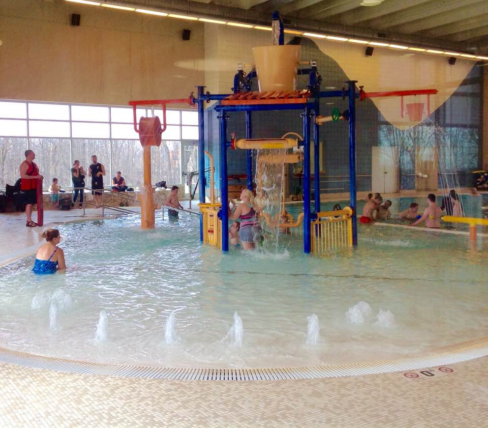 GRYMCA's tweet photo. Bring the kids to burn off some energy at one of our family pools on this cold day! Featured: Spartan Stores Y pool. #yfun #beatthecold https://t.co/gTxDeEgqvD