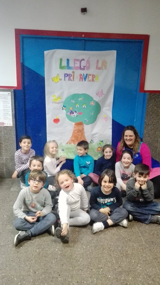 alestecj's tweet photo. Llego la primavera a la ludoteca https://t.co/qyMVivmumq