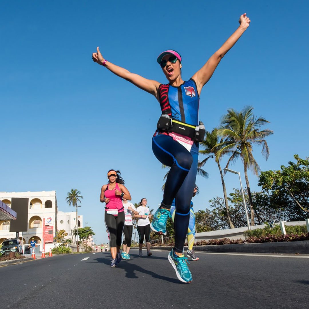 PRHalfMarathon's tweet photo. Nuestras corredoras son mucho más que atletas, ¡son unas guerreras! 💪🏼 #WomanCrushWednesday #WCW #PRHalfMarathon #PR10K #PuertoRico https://t.co/qkpGUyyqIa