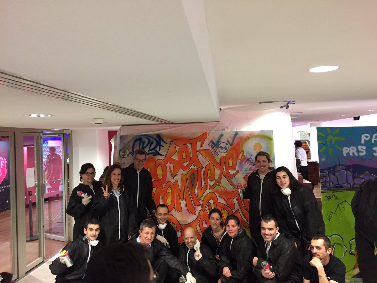 marion_lefloch's tweet photo. Les artistes #GRDFIDF sont fiers de leurs œuvres ! #TOP100DCTIDF https://t.co/anI6HmJ3iL