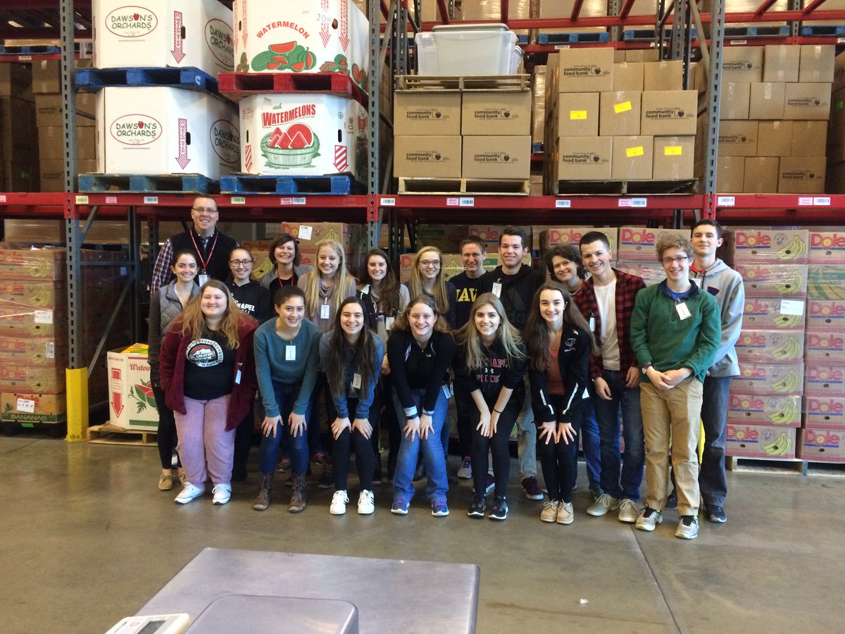FCASD's tweet photo. Our HS @FCstugovt Community Outreach Committee volunteered today at the Gtr. Pgh Food Bank. They repackaged more than 200 boxes of food. https://t.co/hXwBDL0GPn
