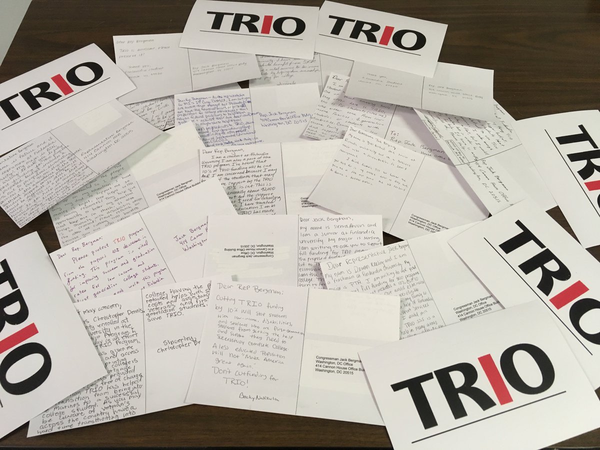 FinnUTRiOSSS's tweet image. Students speaking out in support of TRIO and federal financial aid. Postcards to DC. #trioworks
