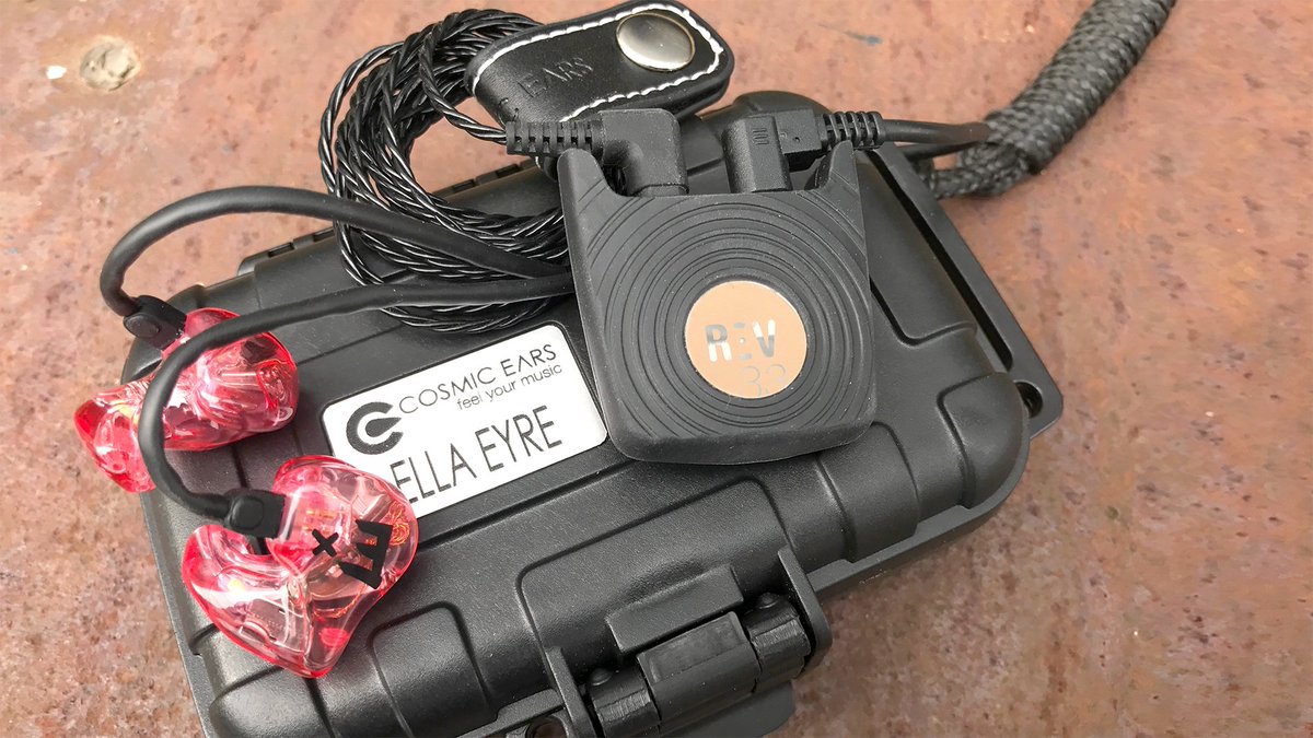 cosmicears's tweet photo. Custom #CosmicEars for @EllaEyre with the @NiftyAudio REV33 Pro 140 Tan! https://t.co/VlG4ujRYoy