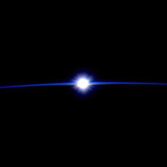 clarew1712's tweet photo. #OfficerDown #ThinBlueLine #Westminster #heartbroken https://t.co/zNsInIsq8p