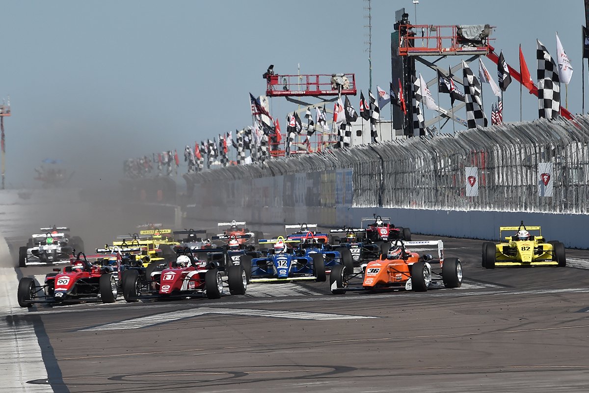 ICYMI: Check out the debut of the #Tatuus USF-17 in Rounds 1 and 2 from <a href="/GPSTPETE/">Firestone Grand Prix of St. Petersburg</a>! 
#MRTI #TeamCooperTire youtube.com/user/USF2000Se…