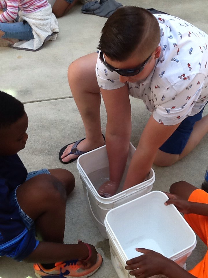 CampSTEM's tweet photo. Outdoor education requires students to work as teams to solve problems on expeditions. Check out these campers anti-gravity experiments. https://t.co/eWJqm1wB1B