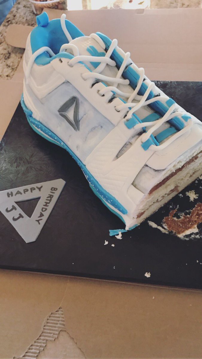 JJWatt's tweet photo. I never thought I'd have my own shoe &amp; I definitely never thought I'd get a birthday cake version of my own shoe. Crazy!!!
Thank you @Reebok https://t.co/axKWb5GobV