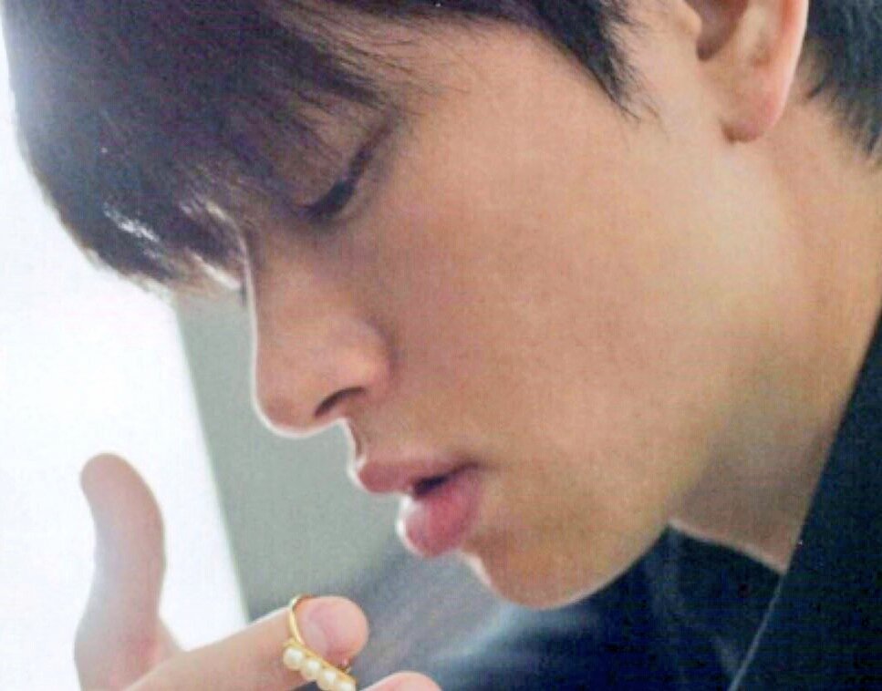 むーま Sur Twitter か行の後に推しの名前をつけるとどのくらい好きかわかる 髪の毛わしゃわしゃして欲しい横山裕 気付いて横山裕 唇を奪って欲しい横山裕 蹴飛ばされたい横山裕 この上なく愛する横山裕 続けてか行 よこちょ編 艸 横山裕 共感した人rt