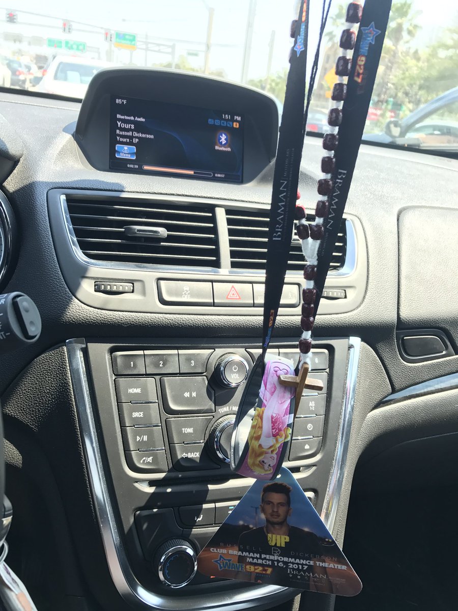 ameliamalfoy07's tweet photo. My car is full of @russelled ๐๐ผ Songs and all! And of course my Princess Aurora Disney Magic Band ๐ #yourstour #cometodisneywithus https://t.co/u48TObXKWE