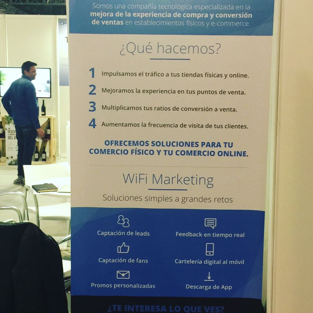 MarcelaMexia's tweet photo. #pleasenetwork team!!! #wifimkt #wifimarketing #theeshow #eshowbcn17 @eshowbcn17 https://t.co/XRbjVnbYRj https://t.co/utNUYmsHTj