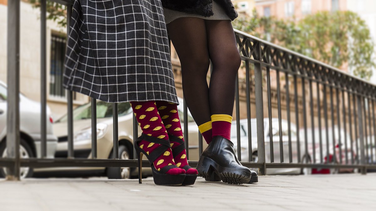 lemonuts's tweet photo. This is #Lemonuts! #Fashion #Lemon #Socks https://t.co/82SqRMII04