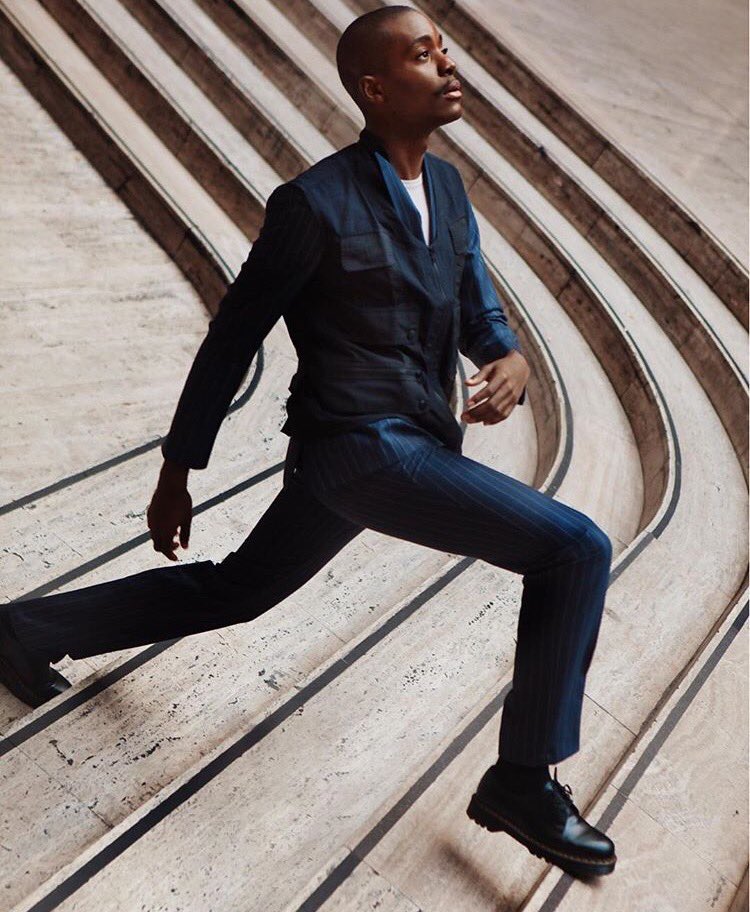 BizzaarApp's tweet photo. Steppin' 👊🏼
.
.
.
.
.
.

Credit - @simonnndjock 
#fashion #fashionista #model #blog #vlog #lovefashion #londonfashion #urban #ootd #london https://t.co/MbWeFFfxUE
