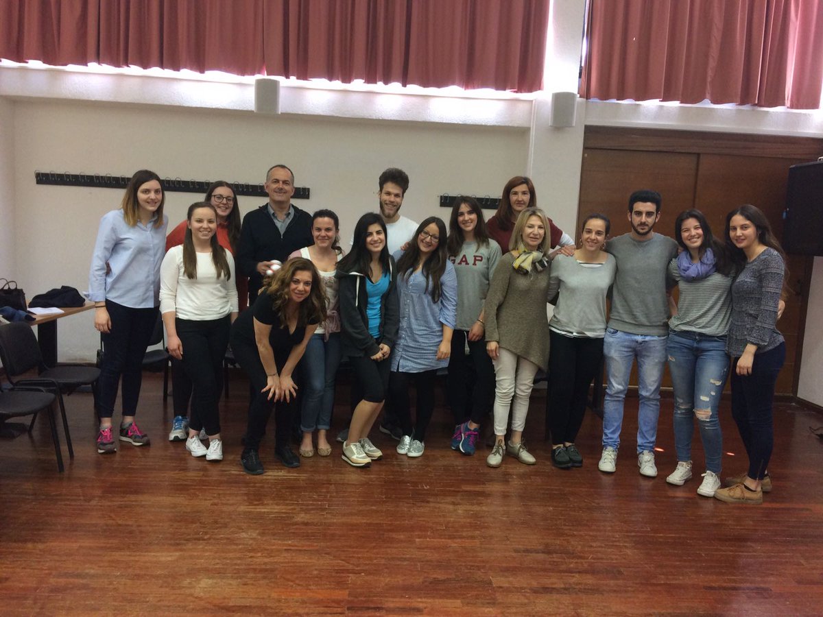 INeDITHOS's tweet photo. "El meu cos és el punt de partida per orientar-me". Curs de Basale Stimulation amb Anna Esclusa i els voluntaris d'INeDITHOS. https://t.co/OwXIB1E7j6