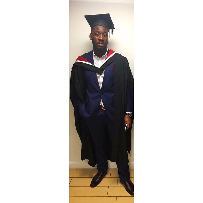 PHSCMB's tweet photo. Well done to PHS member @princest911 on his graduation 🙌🏾👏🏾 https://t.co/L29XMNu4N1