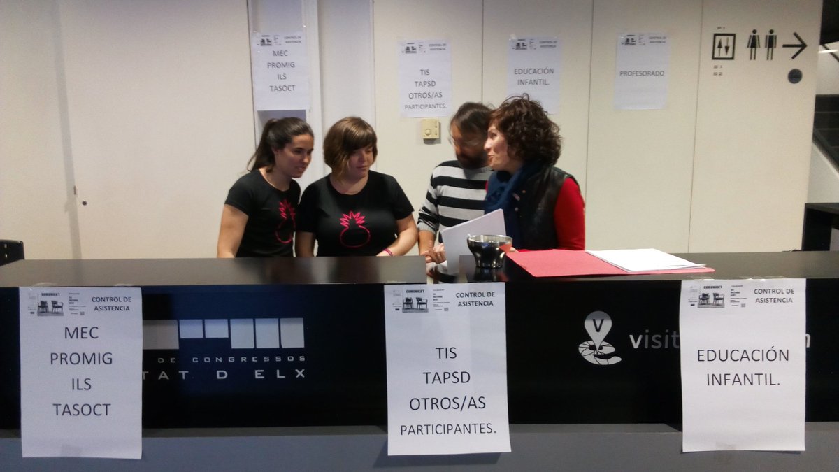 IESVictoriaKent's tweet photo. #IVKCOMUNIKENT Todo listo, cuenta atrás para la jornada COMUNICA'T https://t.co/RFI4RzQ3cK