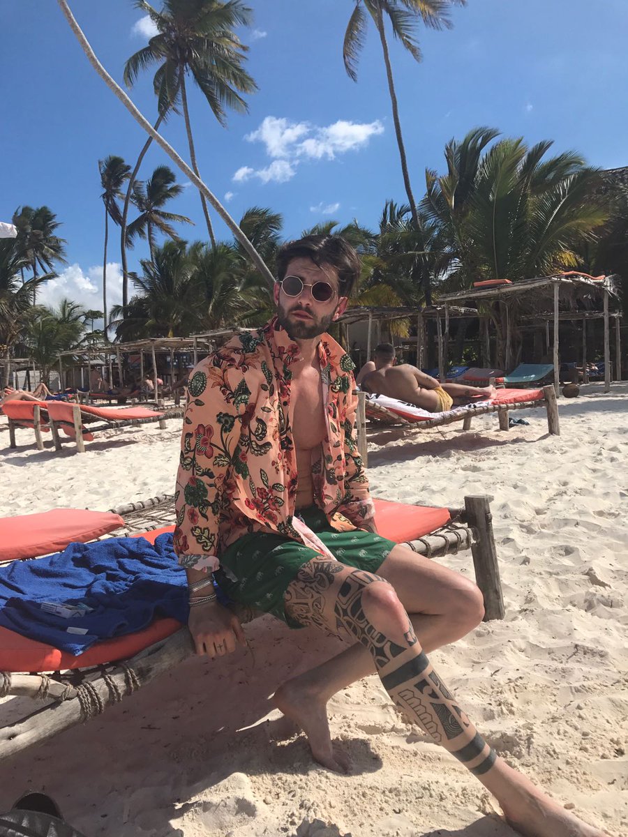 AndreMelchiorre's tweet photo. Incantato da quello che vedo @alpitour_world @travelgramitalia #zanzibar #kiwengwa #bravokiwengwa #VillaggiBravo #AlpitourWorld #instaAW 🌴🌴🌍 https://t.co/P2inX12qkI