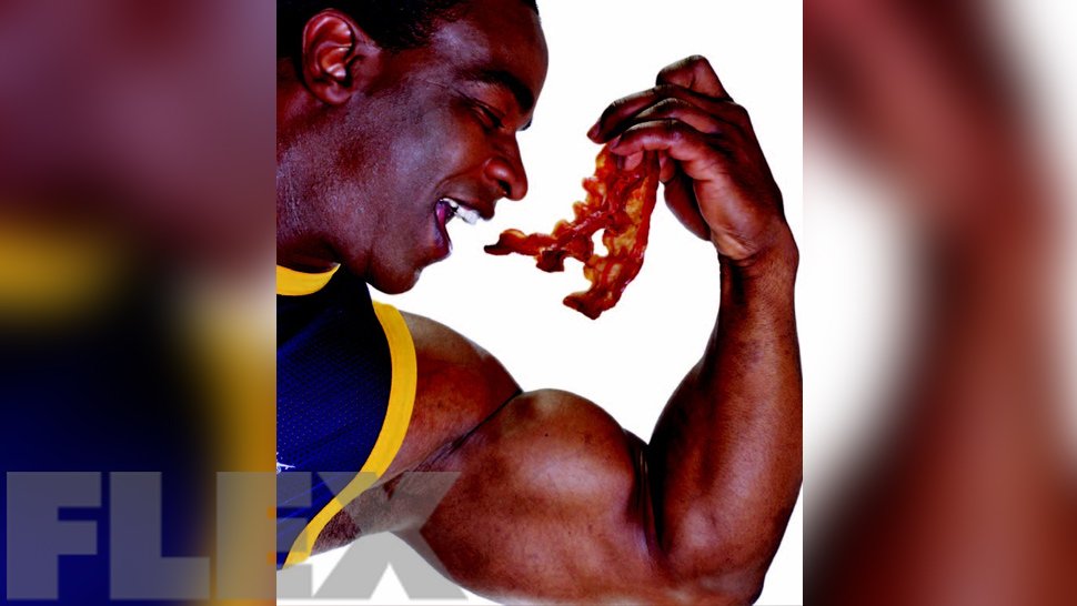FLEX_Magazine's tweet photo. Nutrition tips to help you get big:  https://t.co/4dWyxMX7sL https://t.co/n3lYppFjoa
