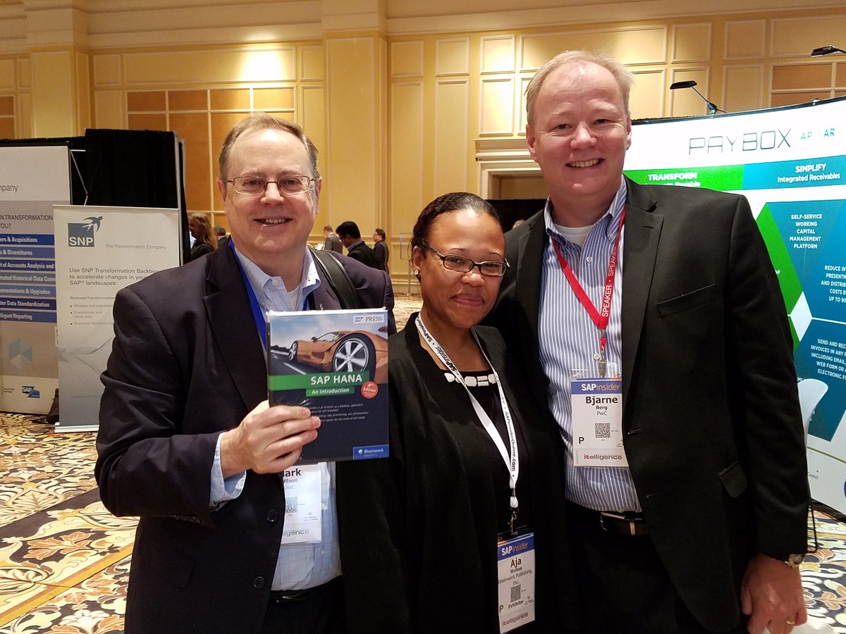 We spied <a href="/DrBergB/">Bjarne Berg</a>, so of course we had to take a photo! <a href="/PwC/">PwC</a> #Financials2017 #GRC2017