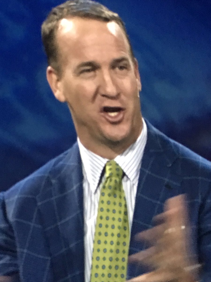 TeeLove's tweet photo. On retirement: "I get up put my robe on and invite Lionel Ritchie over for nachos." #peytonmanning #AdobeSummit2017 https://t.co/I5yEWiM2fw