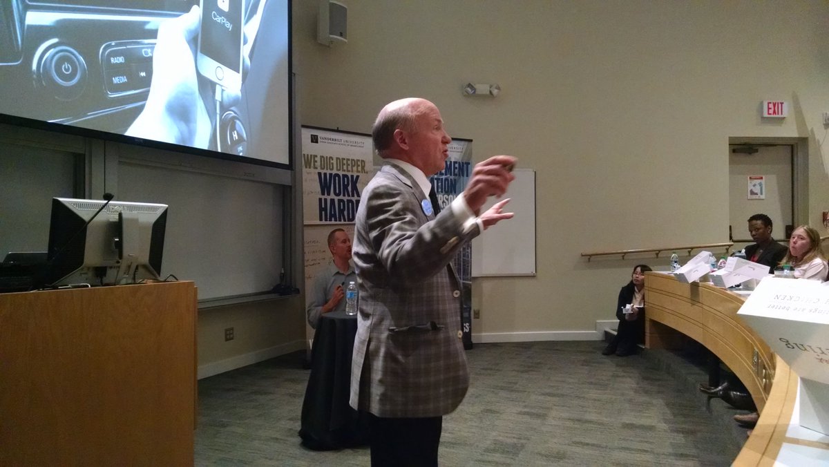 MEricJohnson's tweet image. Leaders have to balance the timely and timeless.  Dan Cathy CEO @ChickfilA #owenlife