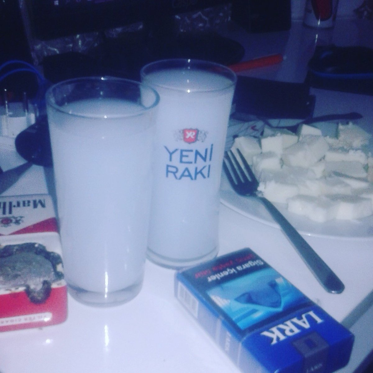 OguzcanErdas's tweet photo. Yine mi dostumuz #kadehler https://t.co/cWgow6Tqlk