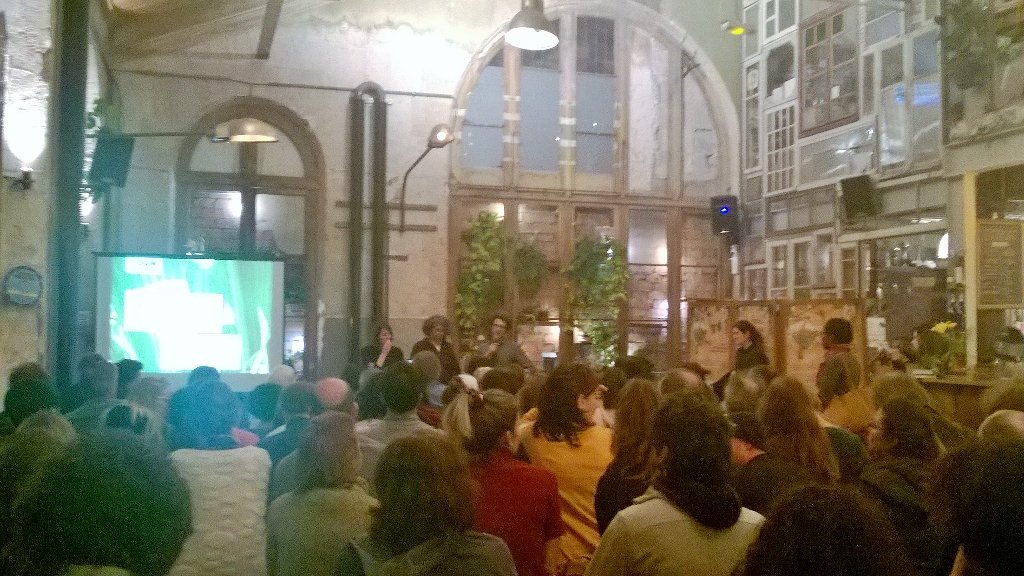 FDuffroy's tweet photo. Ce soir on parle #biopiraterie @LaRe_cyclerie ! Au programme: brevets, accaparement du vivant et peuples autochtones https://t.co/IoolDBMVgX