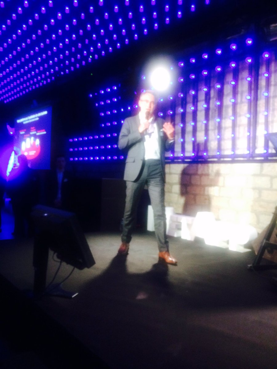 NetAppFrance's tweet photo. Notre partenaire @EquinixFR revient sur le métier du #DataCenter #DatafulNight #Dataful https://t.co/Y5kwZztSM4
