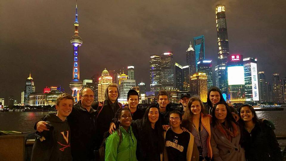 NOBLESCHINATRIP's tweet photo. Huangpu River Bund in Shanghai! https://t.co/v6742EkLxd