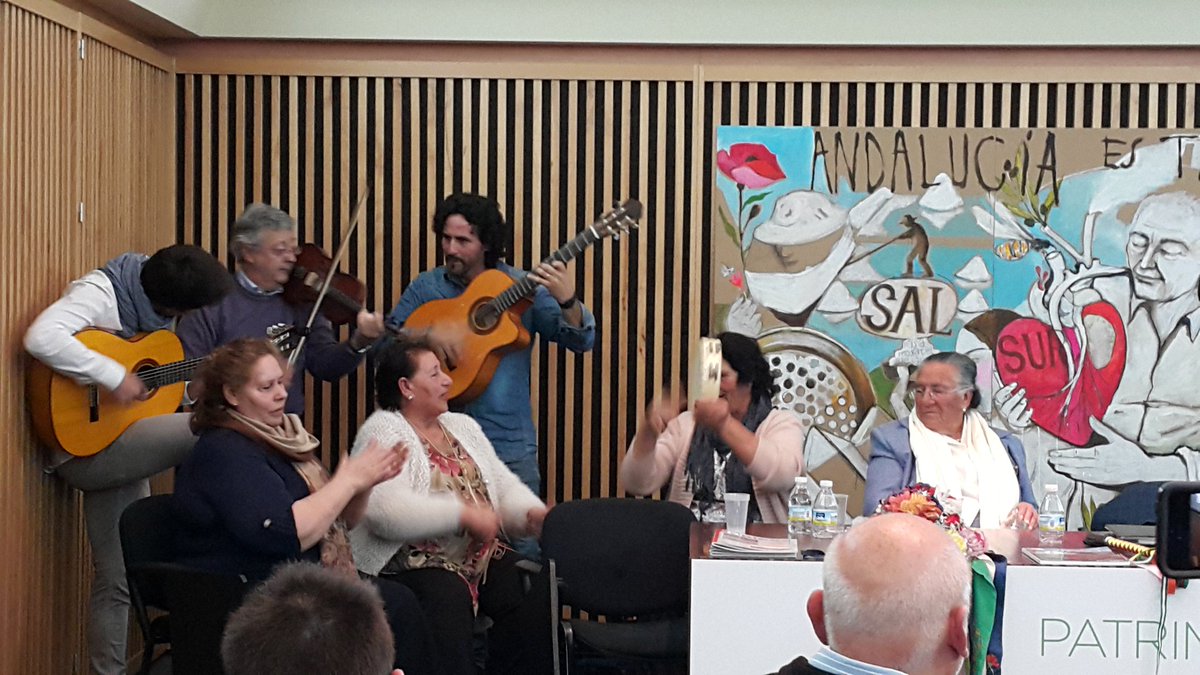 labrit_net's tweet photo. Eta #SeminarioInmaterial-aren azken txanpan... Chacarrá, Heredia sendiaren eskutik. Bolonia eta Zahara de los Atunes (Cádiz). https://t.co/pp2hu8rBjG