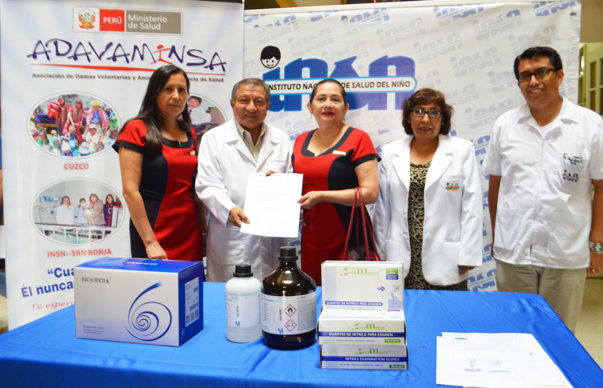 INSN_oficial's tweet photo. El #ServicioDeGenética recibió una importante donación de insumos de la Asociación de Damas Voluntarias del @Minsa_Peru #ADAVAMINSA. https://t.co/SoQqQS4A0z