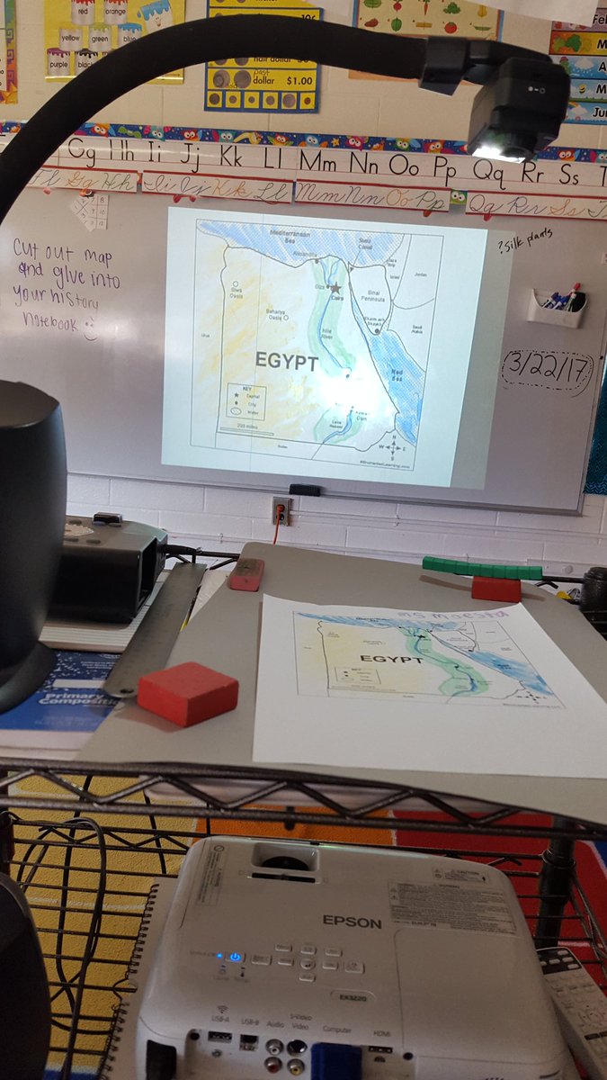 kmroseberry's tweet photo. Using the Doc cam...there's no de-Nile that its awesome! Thanks @PfisterITRT 
#FisherFlamingos #WeAreRPS 
#ThanksAncientEgypt https://t.co/OAeBCGEwWt