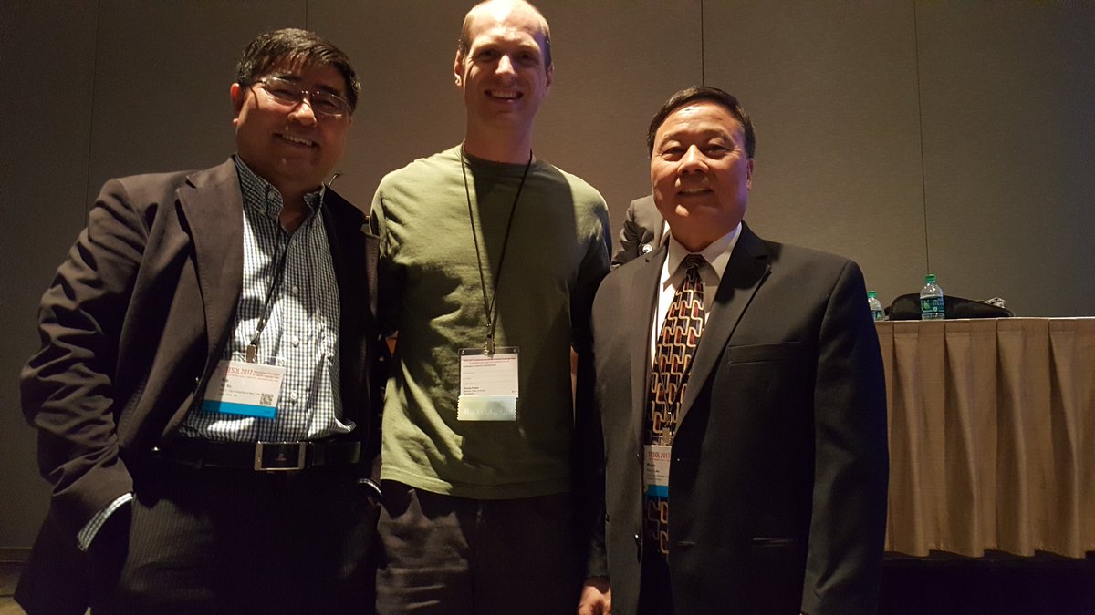 KurtisESL's tweet photo. Just met Ron Lee and Ke Xu at #TESOL17 #MIDTESOL https://t.co/IcFqIkuPax