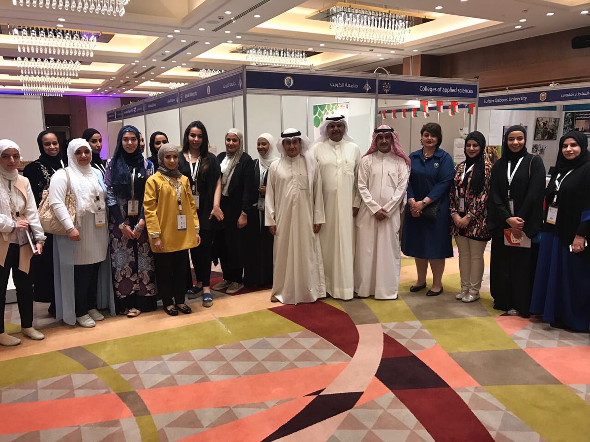 f_alshebaan's tweet photo. جامعة الكويت تحصل المراكزالاولى 
في مسابقة القران الكريم(٣و٥)اجزاء والمناظرات والمركزالثاني في البحوث العلميه بالملتقى الثاني لطالبات الخليج https://t.co/t7TlolNzEI
