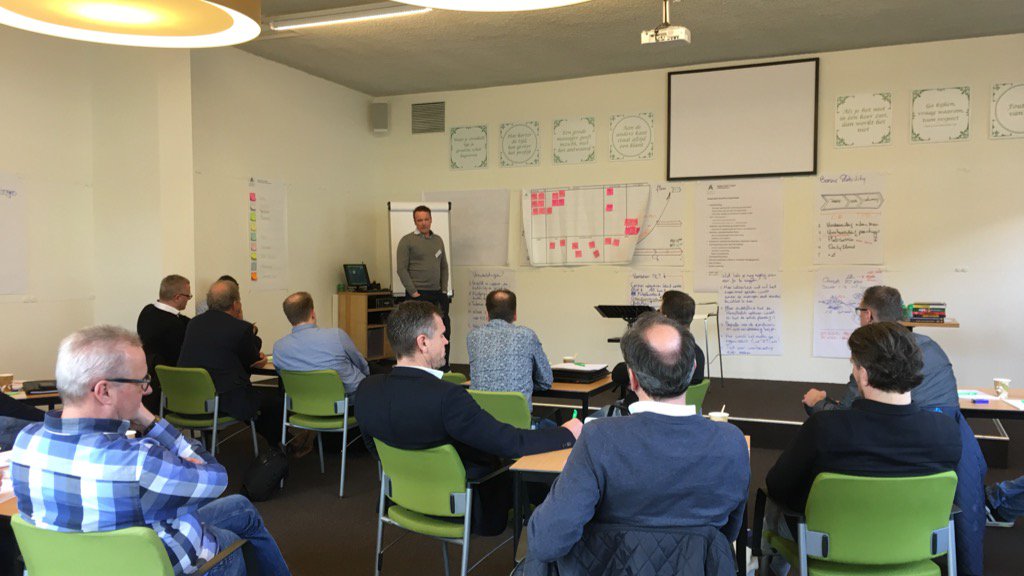 RafaellaBroft's tweet photo. De eerste Verdiepingsdag van @BN_Parking over hét experiment en tenderen met ketenpartners - #SupplyChainTraject https://t.co/MozY1QbX4C