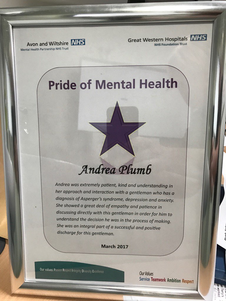 TrishCotswolds's tweet photo. Very well done to Andrea on Mercury ward in recognition of her kindness to her patients!!! https://t.co/V8zDLdloEc
