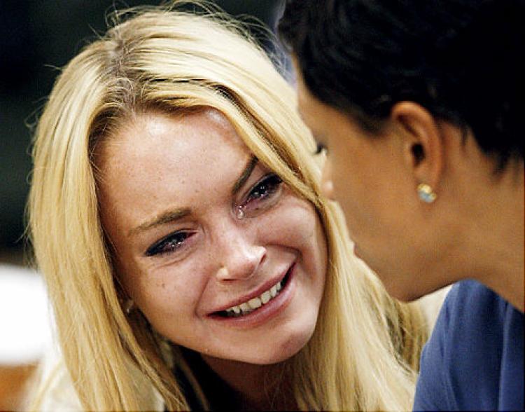 homomess93's tweet photo. current mood: @lindsaylohan in court https://t.co/l2FdRXyurE