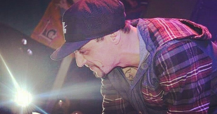 C_LigueraII's tweet photo. NO SE OLVIDEN .... 15 DE ABRIL #TITOYLALIGA EN @PasionOriginal ♥ https://t.co/UtyW886ZQd
