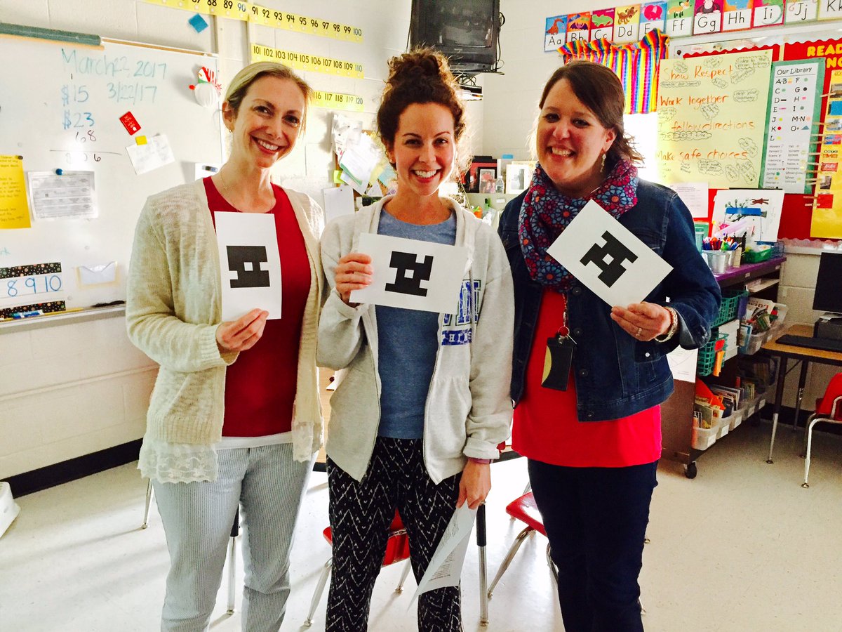 NolesAdventures's tweet photo. I always learn fun things at #GetandGo! Thanks @MCFletcher497 for showing us how to use @plickers! #GetandGoattendee #gameondolvin https://t.co/aHutu5EfAy