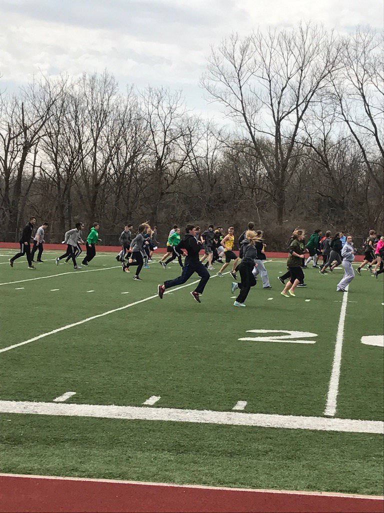APDean2015's tweet photo. Ready for the first meet of the season! This is what we work all year for. #JVtrack #nothinggreaterthanaraider https://t.co/T34BzmGolN